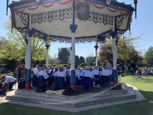 Easter Sunday in the Park gallery image