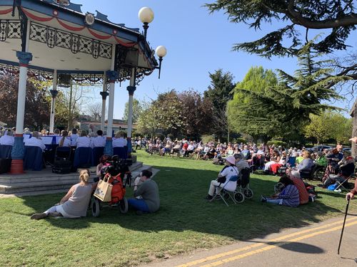 Easter Sunday in the Park gallery image